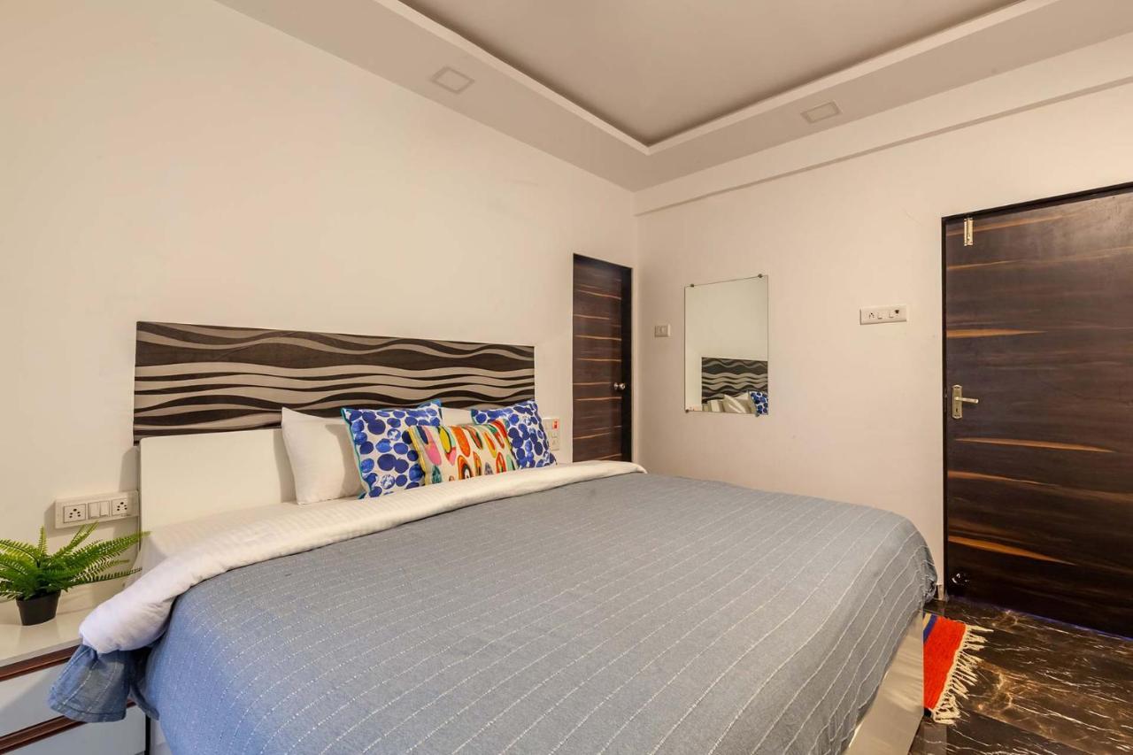 Stayvista'S Vine & Splash - Riverside Villa With An Infinity Pool And Indoor Games 카르자트 외부 사진